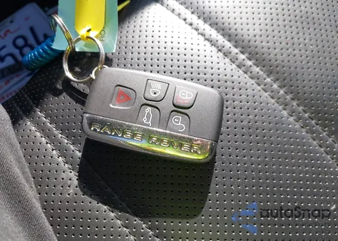 2016 Land Rover Range Rover 3.0L V6 Turbocharged Diesel Hse Td6 z USA, uszkodzony, nr VIN SALGS2KF1GA260331